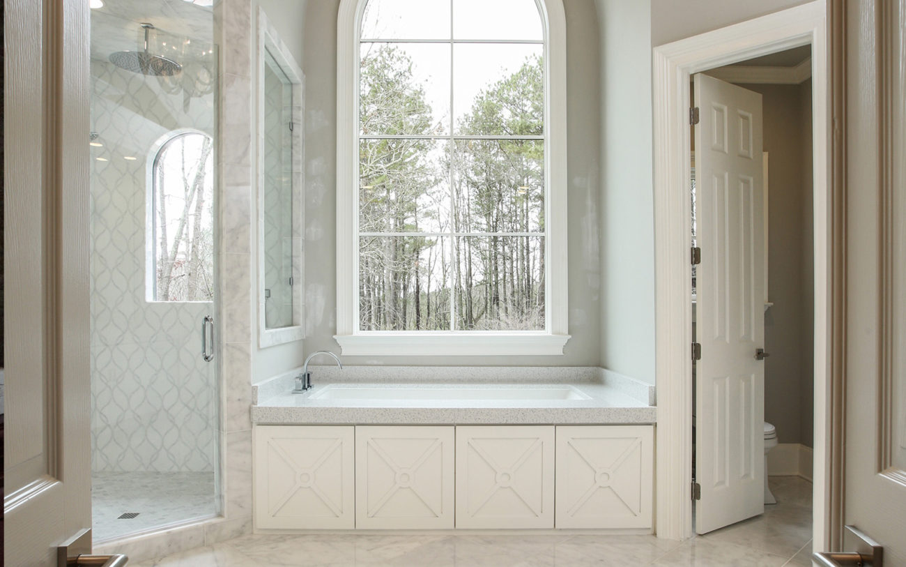 Create a cozy master bathroom renovation this winter